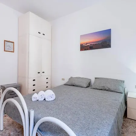 Manuela A Lido San Giovanni Apartment *